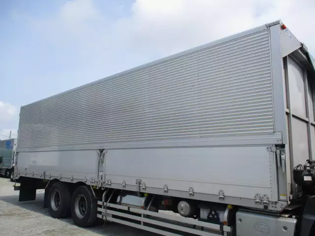 令和01年/平成31年03月中古大型アルミバン・ウィング日産UDクオンの画像26