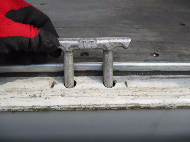 令和01年/平成31年03月中古大型アルミバン・ウィング日産UDクオンの画像39