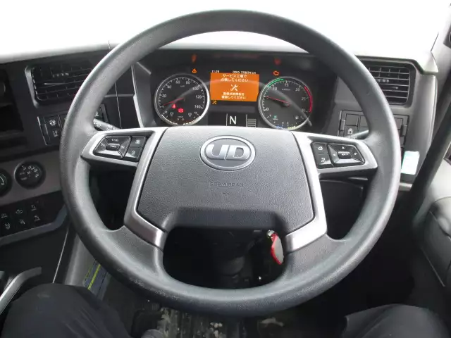 令和01年/平成31年03月中古大型アルミバン・ウィング日産UDクオンの画像48