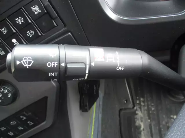 令和01年/平成31年03月中古大型アルミバン・ウィング日産UDクオンの画像49