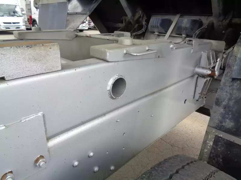 平成26年09月中古大型ダンプ日産UDクオンの画像25