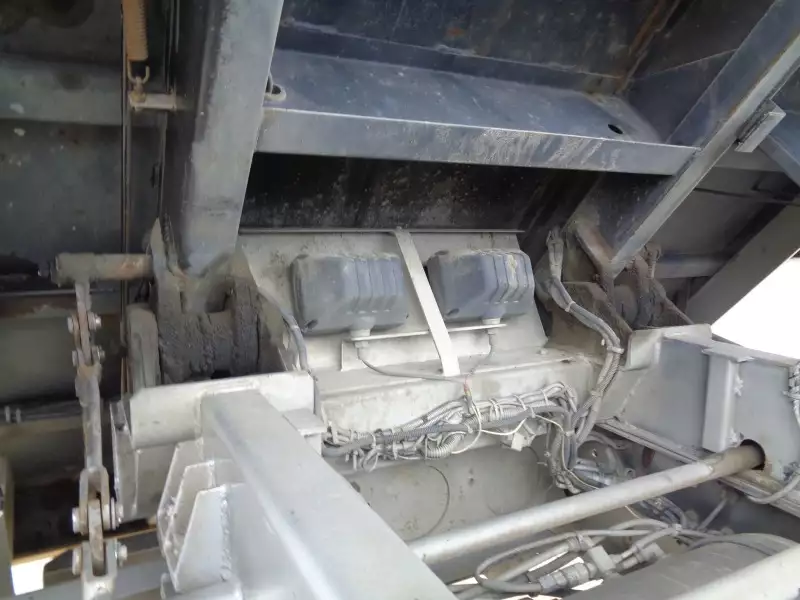 平成26年09月中古大型ダンプ日産UDクオンの画像28