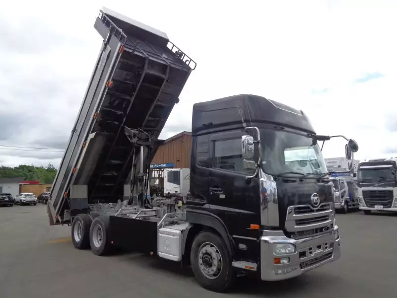 平成26年09月中古大型ダンプ日産UDクオンの画像10