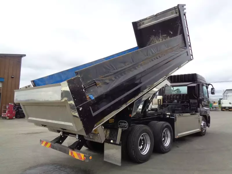 平成28年10月中古大型ダンプ三菱ふそうスーパーグレートの画像12