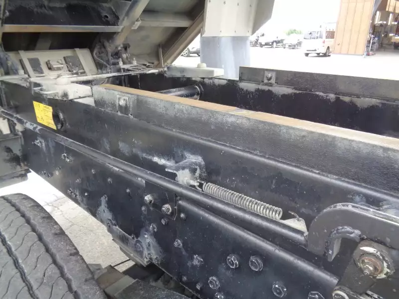 平成28年10月中古大型ダンプ三菱ふそうスーパーグレートの画像17