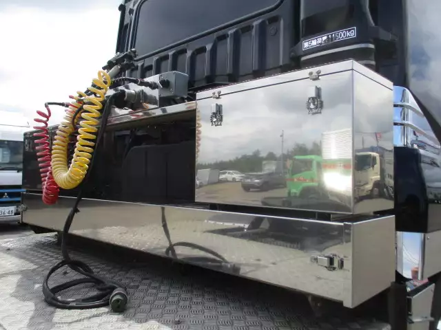平成30年01月中古大型トラクタヘッド三菱ふそうスーパーグレートの画像2