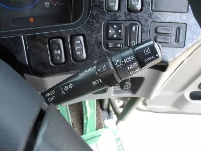 平成28年09月中古大型トラクタヘッド三菱ふそうスーパーグレートの画像15