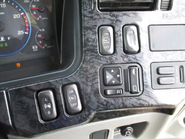 平成28年09月中古大型トラクタヘッド三菱ふそうスーパーグレートの画像16