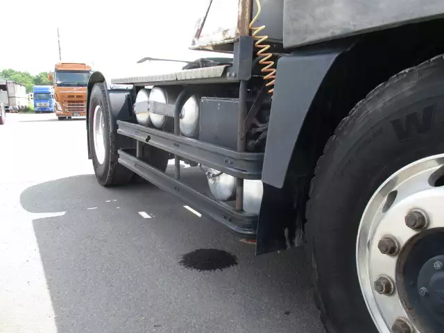 平成28年09月中古大型トラクタヘッド三菱ふそうスーパーグレートの画像9