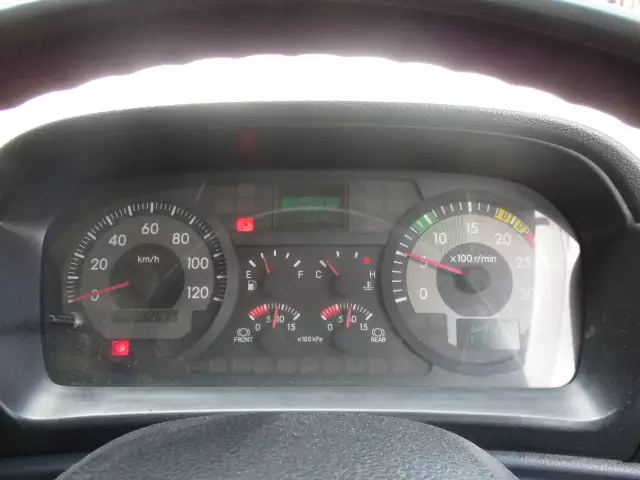 平成19年10月中古大型トラクタヘッド日野プロフィアの画像25