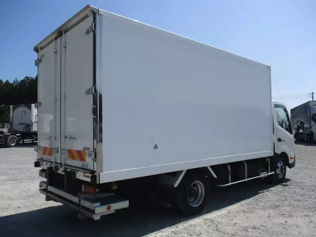 平成30年05月中古小型冷凍バン・ウィング日野デュトロの画像5