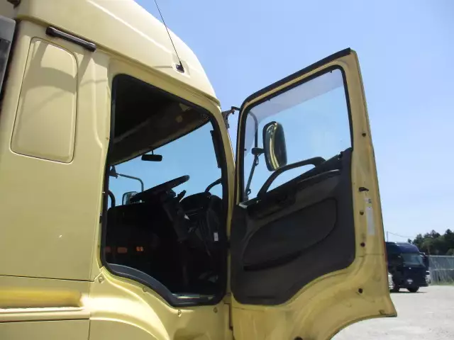 平成19年06月中古大型トラクタヘッド日野プロフィアの画像25