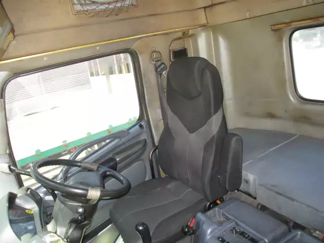 平成19年06月中古大型トラクタヘッド日野プロフィアの画像38