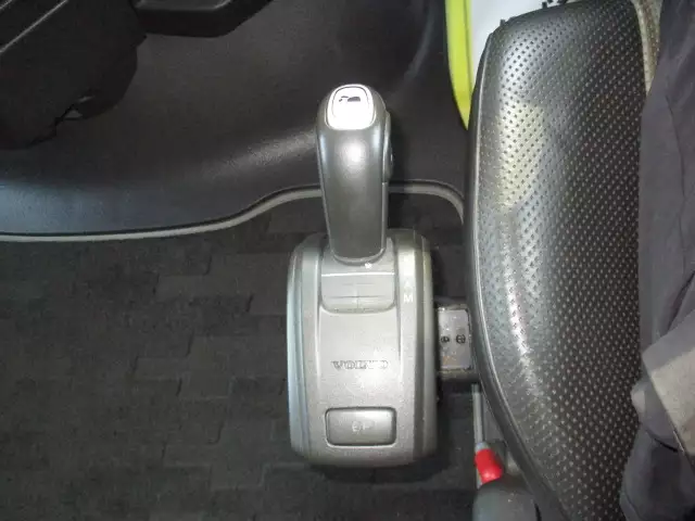 平成30年05月中古大型トラクタヘッドボルボトラックの画像31