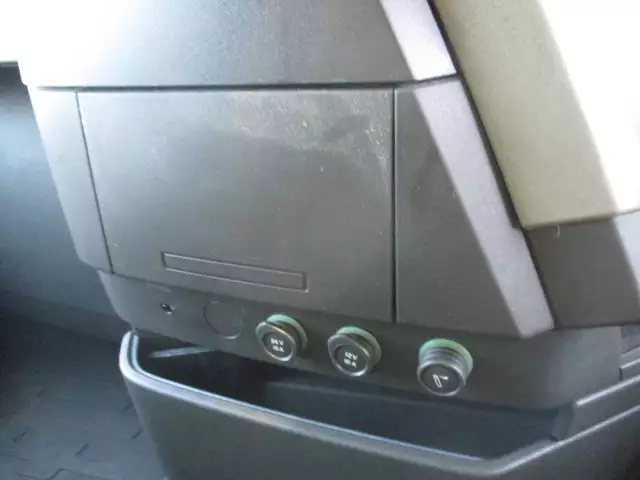 平成30年05月中古大型トラクタヘッドボルボトラックの画像44