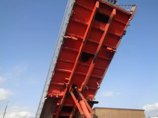 平成26年03月中古大型ダンプ三菱ふそうスーパーグレートの画像14