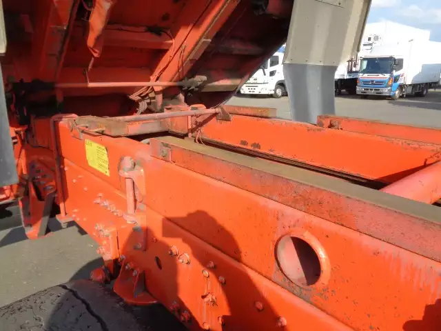 平成26年03月中古大型ダンプ三菱ふそうスーパーグレートの画像20