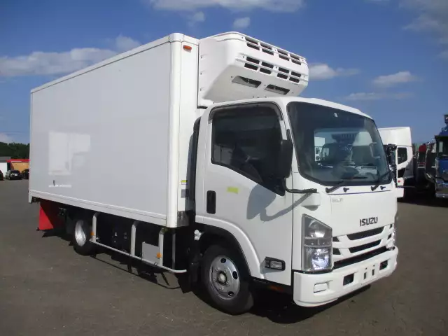 令和02年12月中古小型冷凍バン・ウィングいすゞエルフの画像3