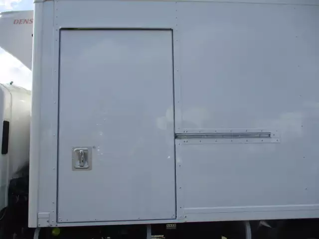 令和02年12月中古小型冷凍バン・ウィングいすゞエルフの画像22