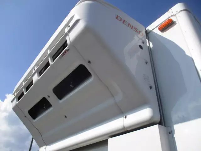 令和02年12月中古小型冷凍バン・ウィングいすゞエルフの画像37