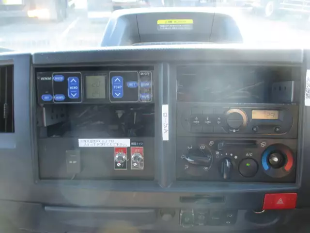 令和02年12月中古小型冷凍バン・ウィングいすゞエルフの画像49
