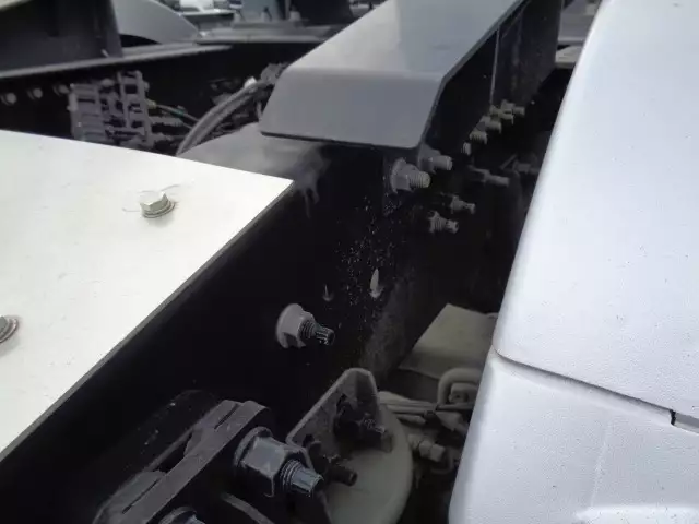 令和04年03月中古大型トラクタヘッド日産UDクオンの画像14