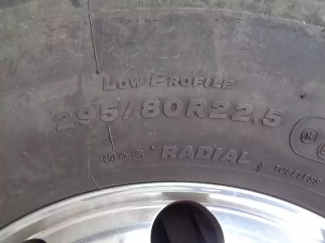 令和04年03月中古大型トラクタヘッド日産UDクオンの画像21