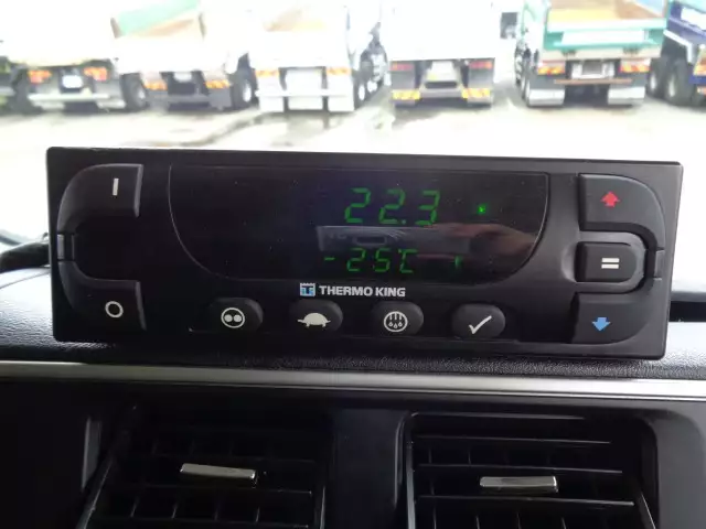 平成30年03月中古大型冷凍バン・ウィング三菱ふそう三菱の画像39