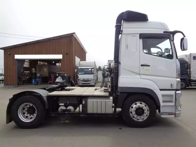 令和03年09月中古大型トラクタヘッド三菱ふそうスーパーグレートの画像4