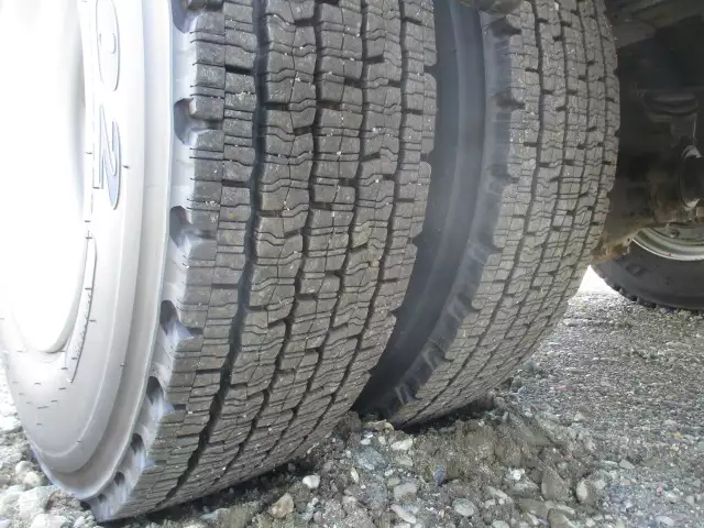 令和04年11月中古中型ダンプいすゞフォワードの画像18