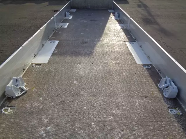 平成30年03月中古大型平ボディいすゞギガの画像12