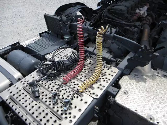 令和03年02月中古大型トラクタヘッドスカニアスカニアの画像25