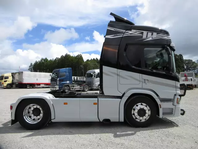 令和03年02月中古大型トラクタヘッドスカニアスカニアの画像4