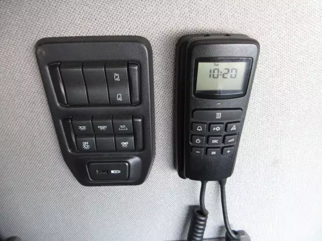 令和03年02月中古大型トラクタヘッドスカニアスカニアの画像39