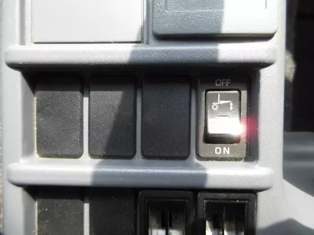 令和02年07月中古中型アルミバン・ウィングいすゞフォワードの画像42