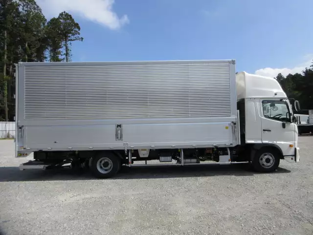 令和05年04月中古中型アルミバン・ウィング日野レンジャーの画像4