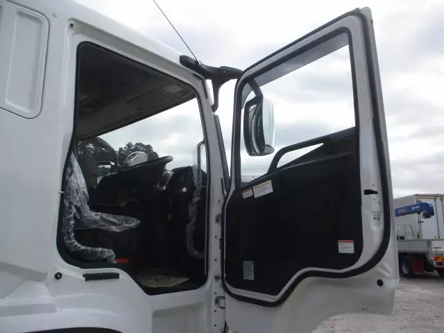 令和05年07月中古大型クレーン付三菱ふそうスーパーグレートの画像33