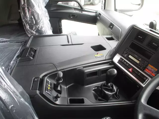 令和05年07月中古大型クレーン付三菱ふそうスーパーグレートの画像36