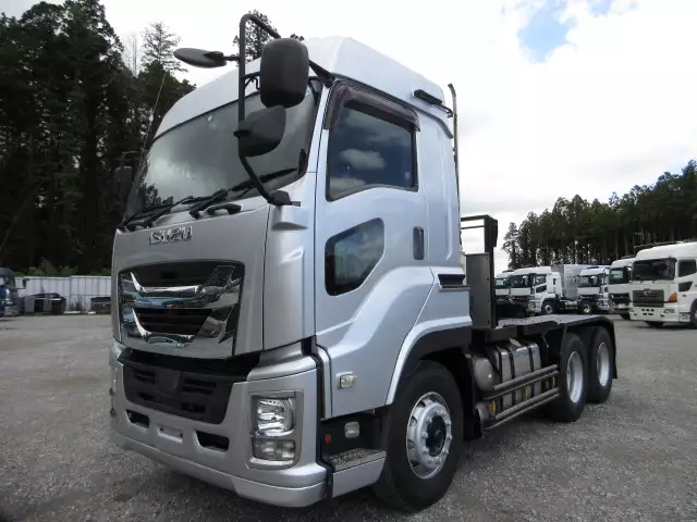 平成29年03月中古大型トラクタヘッドいすゞギガの画像1