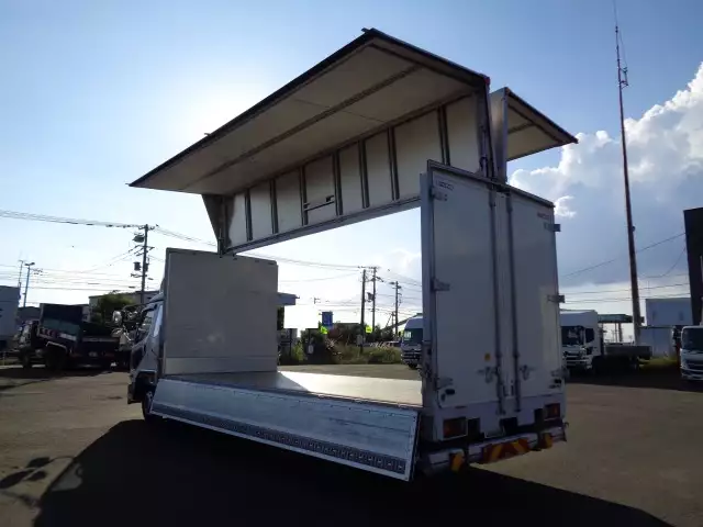 ☆車検付き(R5.10.18)☆ 令和2年 三菱 4tアルミウィングPG付 62ワイド 220馬力 MT 距離:17万㎞ 積載:2,200㎏ の画像12
