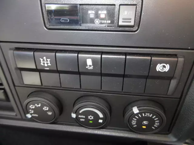 令和05年08月中古増トンクレーン付三菱ふそうファイターの画像38