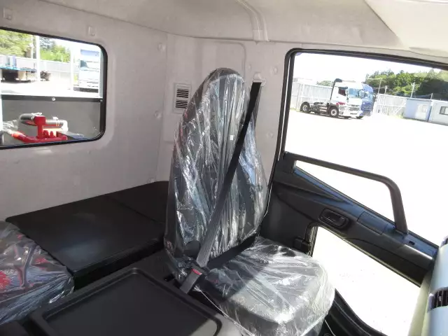 令和05年08月中古増トンクレーン付三菱ふそうファイターの画像45