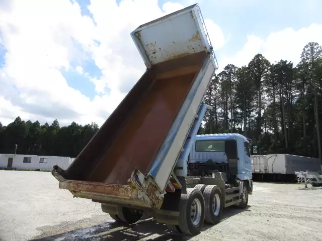 平成25年10月中古大型ダンプ三菱ふそうスーパーグレートの画像11