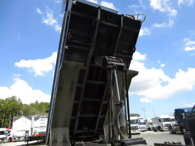 平成25年10月中古大型ダンプ三菱ふそうスーパーグレートの画像25