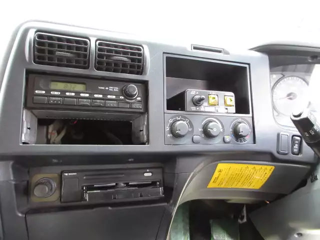 平成25年10月中古大型ダンプ三菱ふそうスーパーグレートの画像37