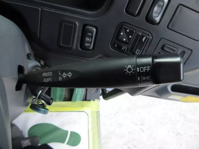 平成25年10月中古大型ダンプ三菱ふそうスーパーグレートの画像44