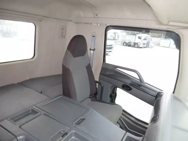 平成25年10月中古大型ダンプ三菱ふそうスーパーグレートの画像46