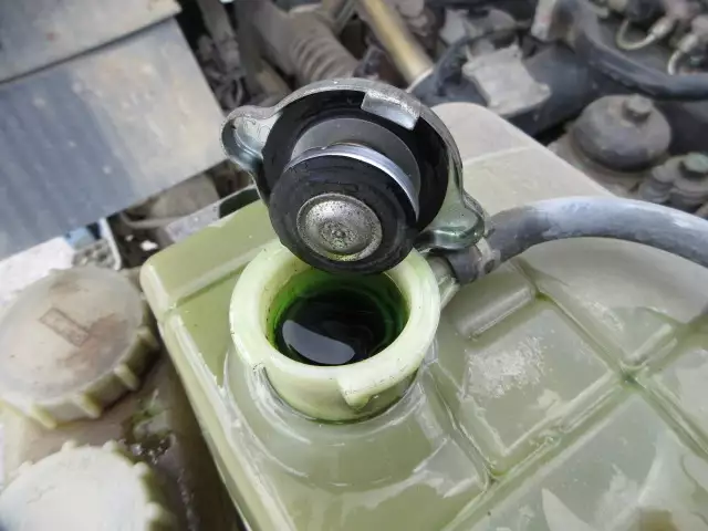 平成25年10月中古大型ダンプ三菱ふそうスーパーグレートの画像54