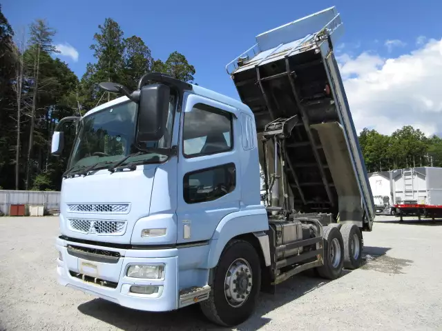 平成25年10月中古大型ダンプ三菱ふそうスーパーグレートの画像9