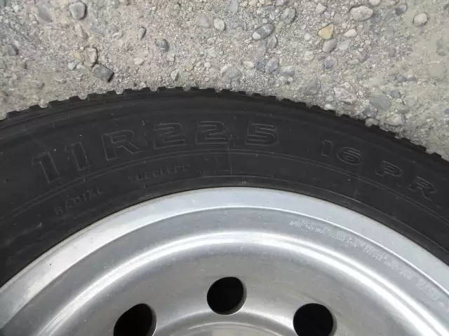 平成27年10月中古大型トラクタヘッド三菱ふそうスーパーグレートの画像12